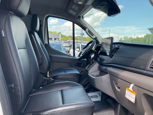 New 2026 Ford Transit 250 Low Roof RWD image 12