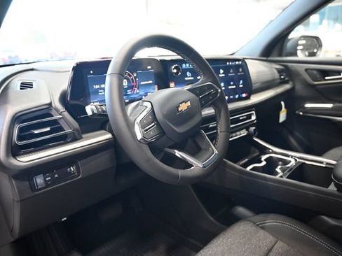 New 2026 Chevrolet Traverse LT w/ Driver Confidence Package FWD image 21