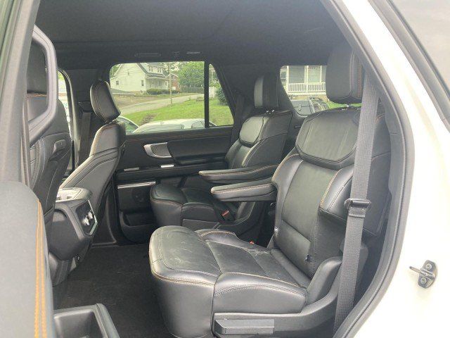 Certified 2025 Ford Expedition Tremor AWD/4WD image 9