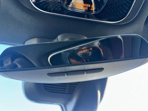 Used 2024 Mercedes-Benz GLC 300 4MATIC image 35