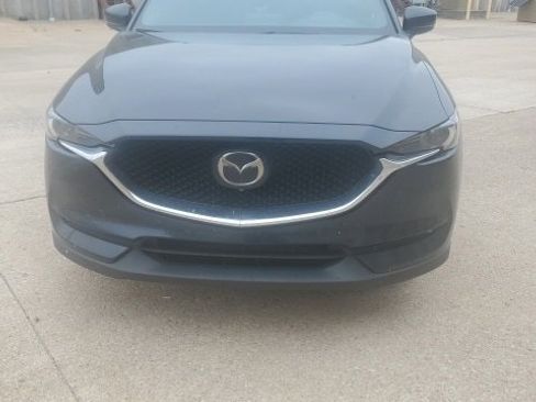 Used 2020 MAZDA CX-5 Signature image 5