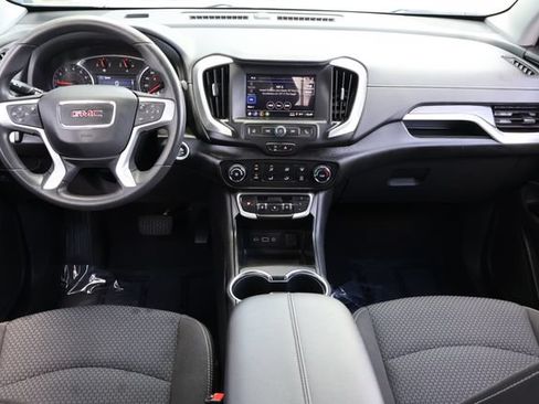 Used 2023 GMC Terrain SLE FWD image 16