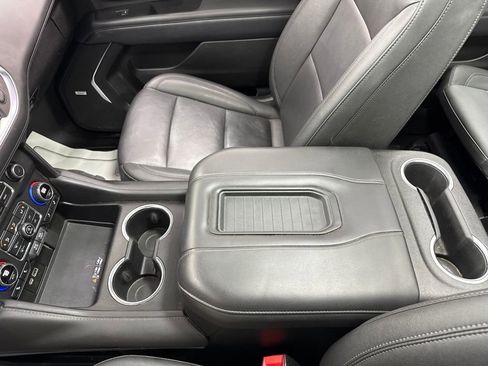 Used 2022 Chevrolet Tahoe LT image 36