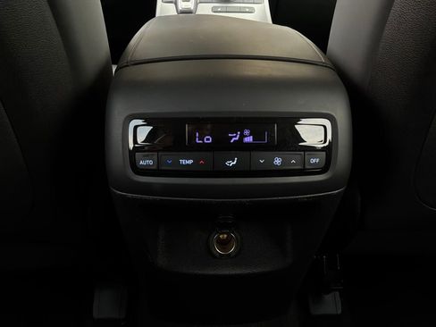 Used 2025 Hyundai Palisade SEL FWD image 14