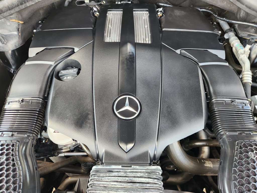 Used 2018 Mercedes-Benz GLS 450 4MATIC image 33