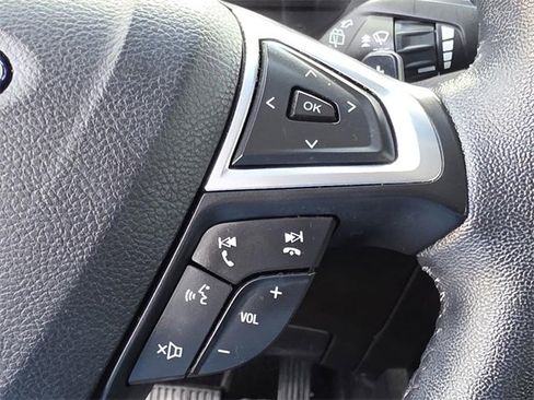 Used 2016 Ford Edge Titanium w/ Technology Package image 30