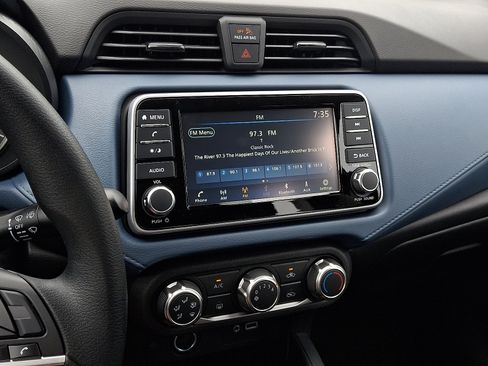 New 2025 Nissan Versa SV w/ Trunk Package image 9