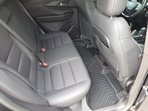 Used 2022 Chevrolet TrailBlazer RS FWD image 13