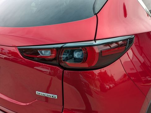 Certified 2022 MAZDA CX-5 AWD 2.5 S w/ Premium Plus Pkg image 11