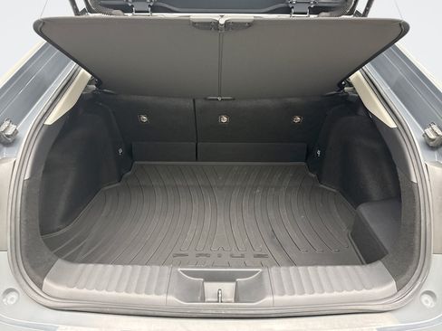 Used 2023 Toyota Prius LE FWD image 18