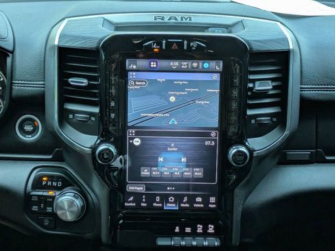 Used 2023 RAM 1500 Laramie AWD/4WD image 18