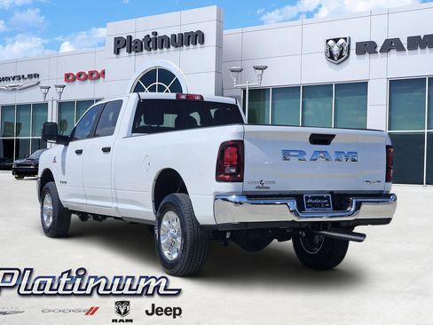 New 2026 RAM 3500 Big Horn AWD/4WD image 4