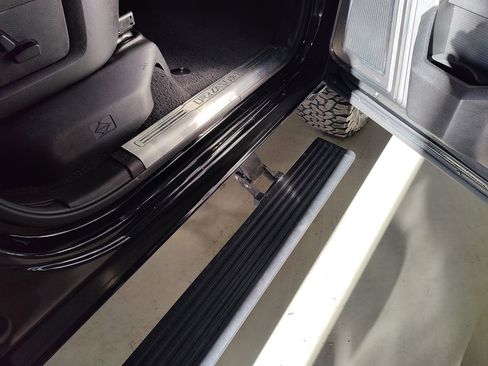 Used 2021 RAM 3500 Limited image 11