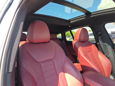 Used 2023 BMW X4 xDrive30i w/ M Sport Package AWD/4WD image 16