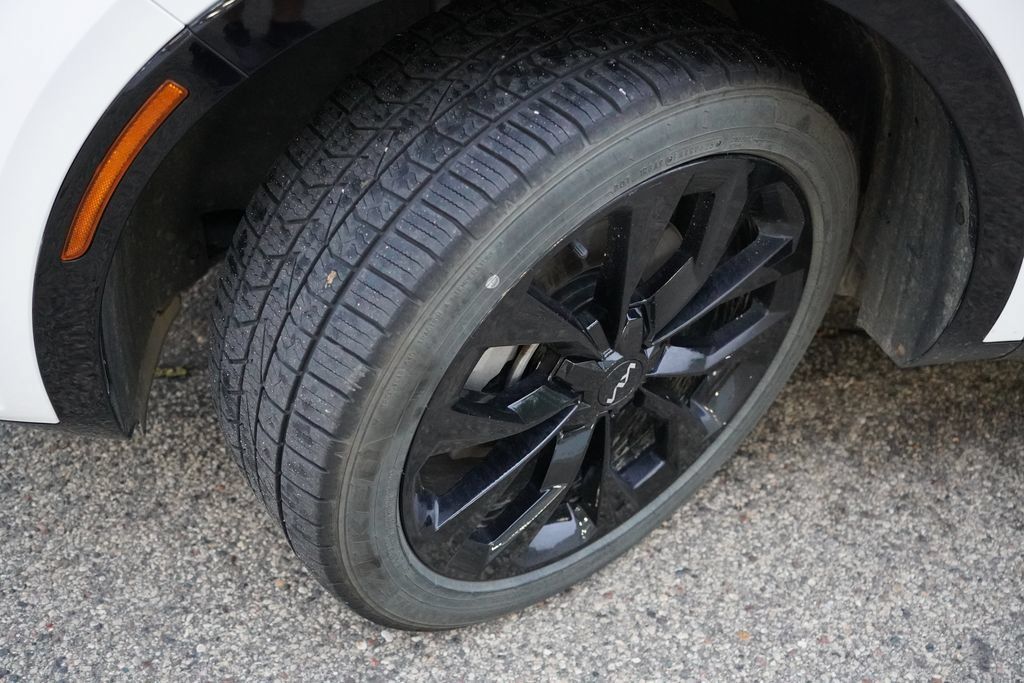 Used 2023 Kia Sorento SX AWD/4WD image 13