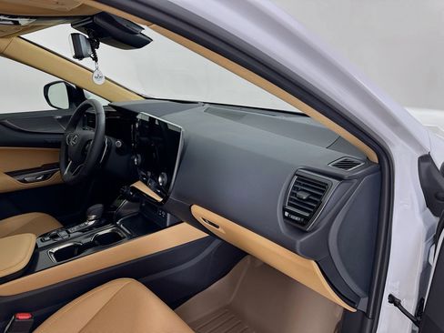 Used 2026 Lexus NX 350 AWD w/ Luxury Package image 33