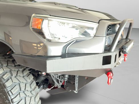Used 2018 Toyota 4Runner TRD Off-Road w/ TRD Performance Package AWD/4WD image 45
