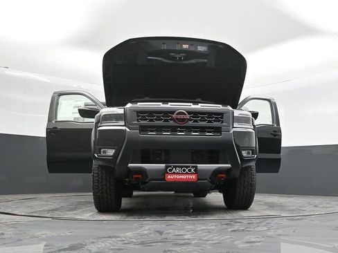 Used 2025 Nissan Frontier PRO-4X image 48