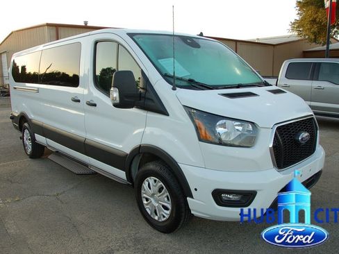 Used 2024 Ford Transit 350 XLT RWD image 7