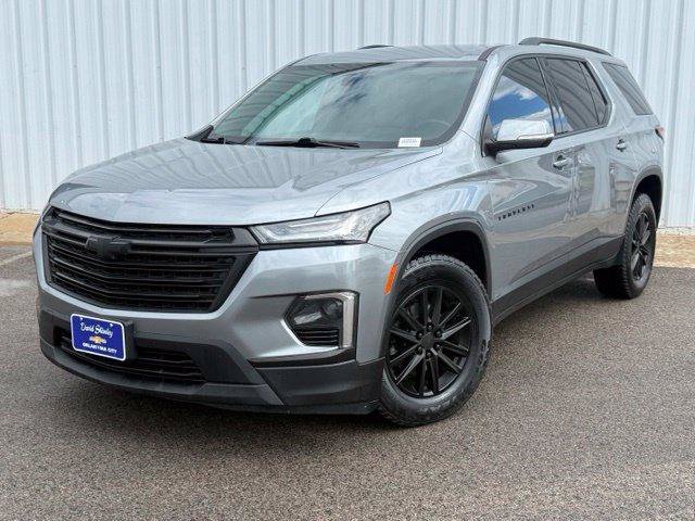 Used 2023 Chevrolet Traverse LT w/ LPO, Cargo Package AWD/4WD image 1