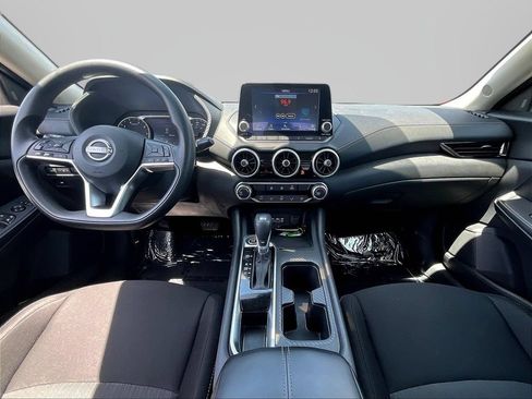 Used 2024 Nissan Sentra SV FWD image 7