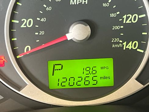 Used 2006 Hyundai Tucson GLS AWD/4WD image 16