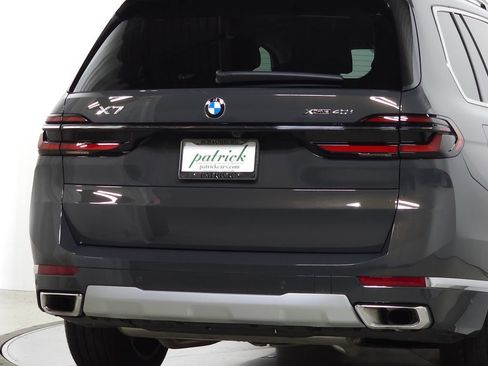 Used 2026 BMW X7 xDrive40i w/ Premium Package AWD/4WD image 11