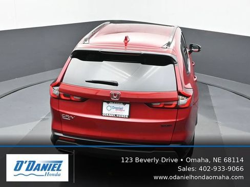 Used 2025 Honda CR-V Sport image 17