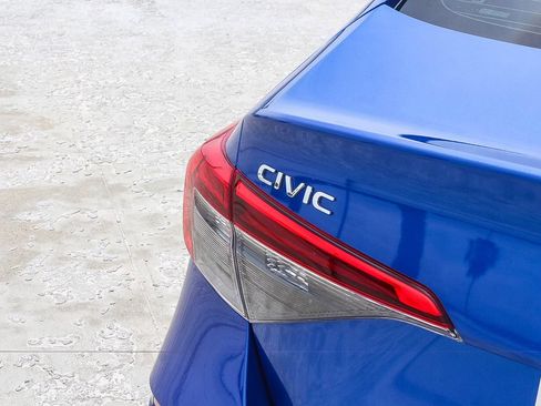 Certified 2024 Honda Civic Sport image 7