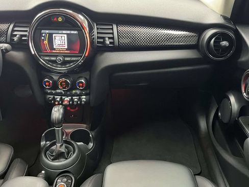 Used 2019 MINI Cooper S FWD image 19