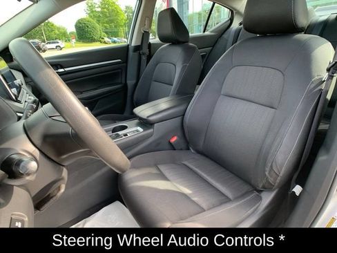 Certified 2022 Nissan Altima 2.5 SV AWD/4WD image 12