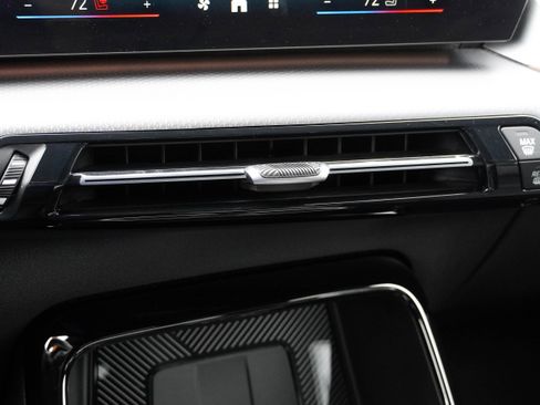 Certified 2025 BMW X2 M35i image 29