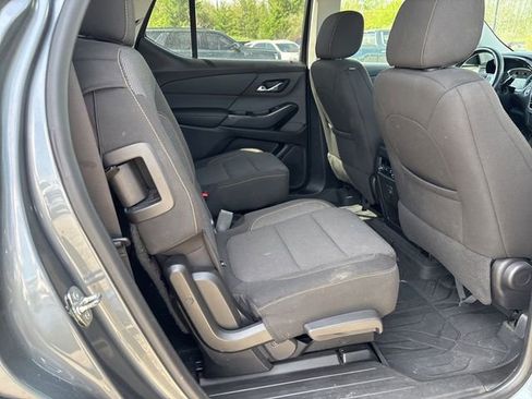 Used 2020 Chevrolet Traverse LT AWD/4WD image 15