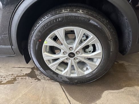 New 2026 Ford Escape Active w/ Cold Weather Package image 8