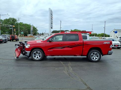 Used 2022 RAM 1500 Big Horn AWD/4WD image 2