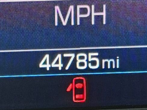 Used 2022 GMC Terrain SLE w/ Driver Convenience Package image 21