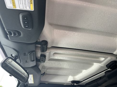 Used 2021 Jeep Wrangler Unlimited Sahara w/ LED Lighting Group AWD/4WD image 34