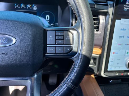 Used 2022 Ford Expedition Max Platinum RWD image 25