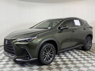 Used 2023 Lexus NX 250 FWD w/ Towing Package (2000 Lbs) video 2