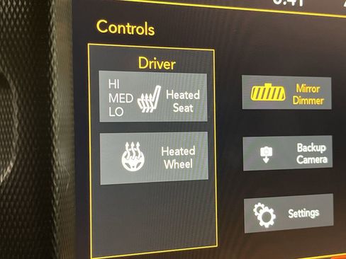 Used 2018 Jeep Wrangler Unlimited Sahara image 20