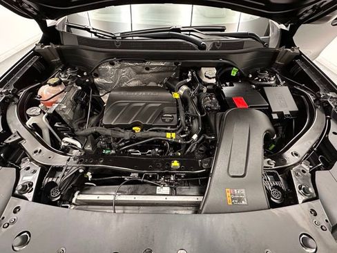 Used 2025 Chevrolet Trax LS FWD image 17