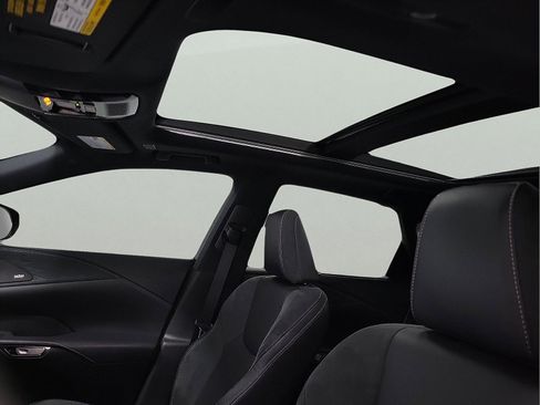 Used 2024 Lexus RX 350 w/ Luxury Package image 11