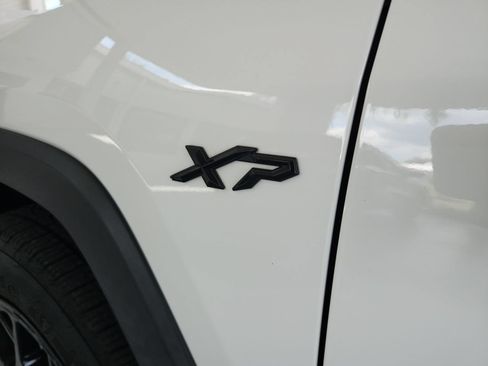 Used 2021 Toyota RAV4 XLE FWD image 30