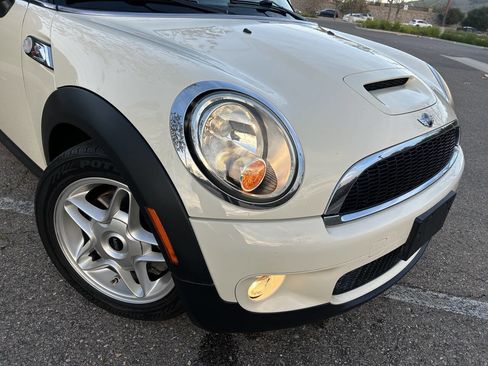 Used 2010 MINI Cooper Clubman S image 36