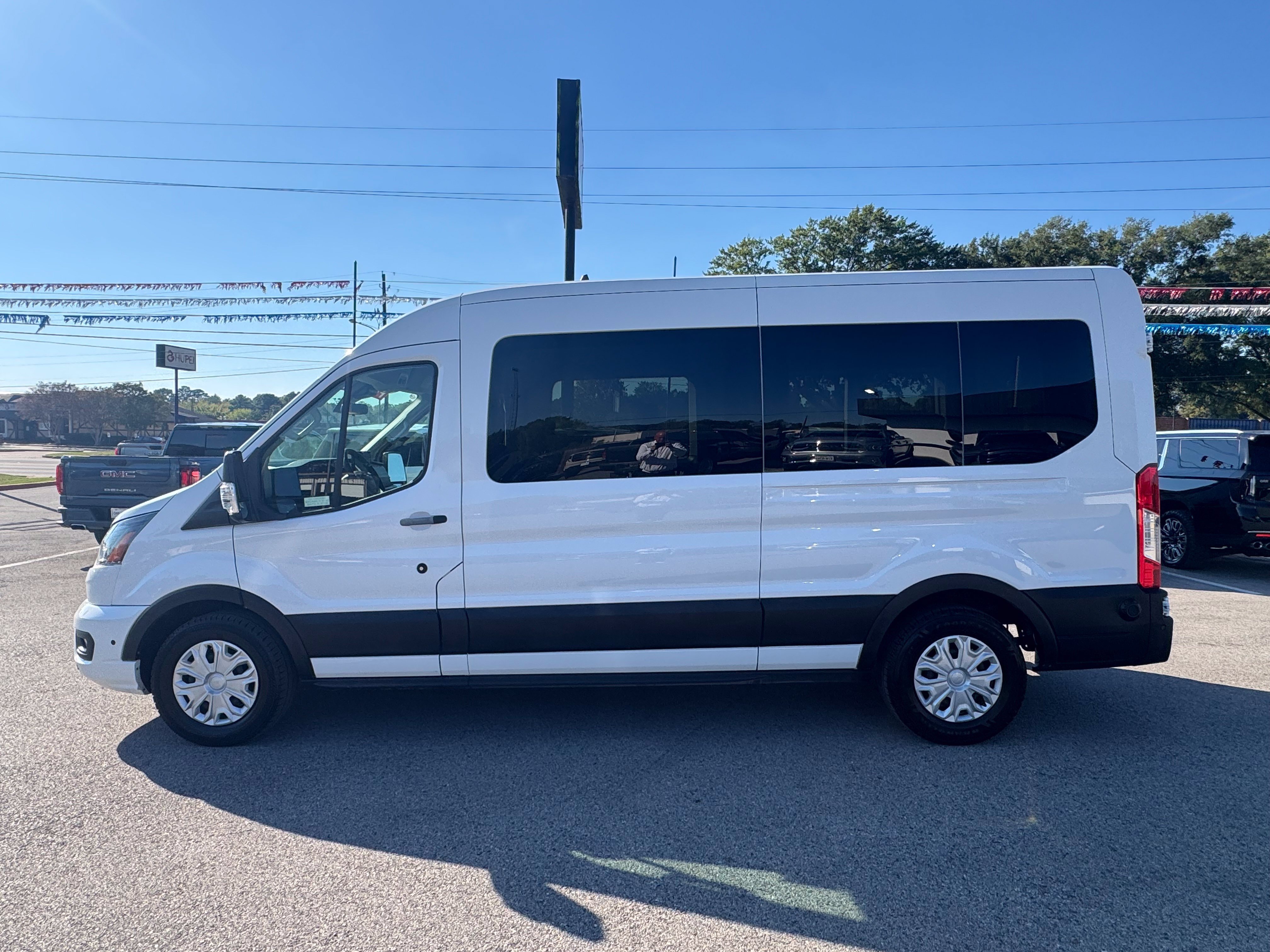 Used 2024 Ford Transit 350 XLT RWD image 2