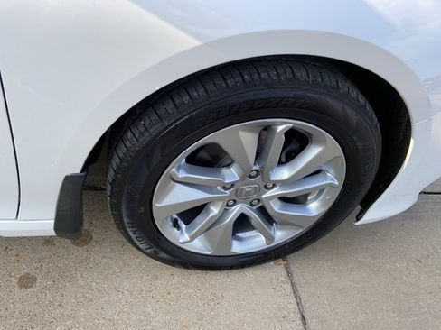 Used 2019 Honda Accord LX image 32