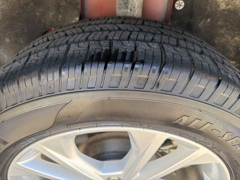 Used 2019 Ford Escape S image 30