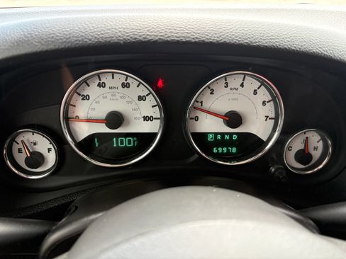 Used 2013 Jeep Wrangler Unlimited Sahara w/ Connectivity Group AWD/4WD image 11
