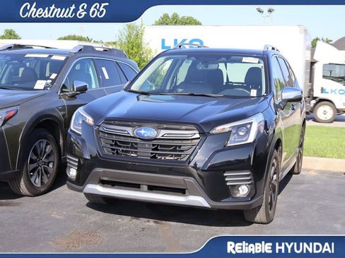 Used 2023 Subaru Forester Touring AWD/4WD image 10