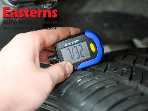 Used 2024 Nissan Pathfinder S image 30